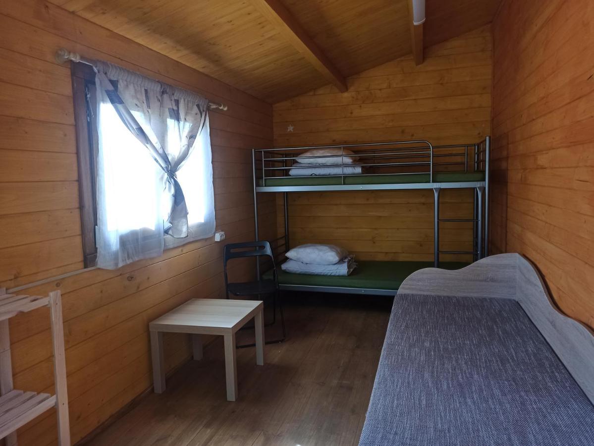 Готель Birzai Camping Екстер'єр фото