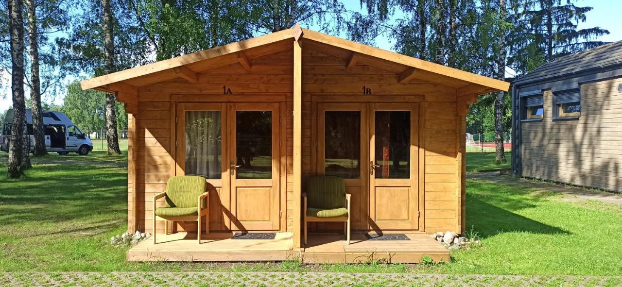 Готель Birzai Camping Екстер'єр фото