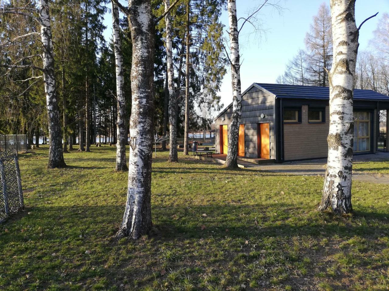 Готель Birzai Camping Екстер'єр фото