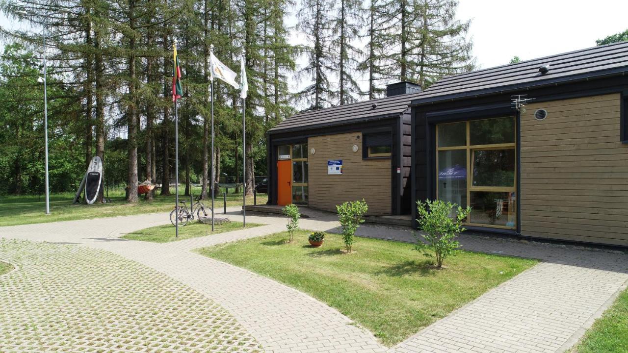 Готель Birzai Camping Екстер'єр фото